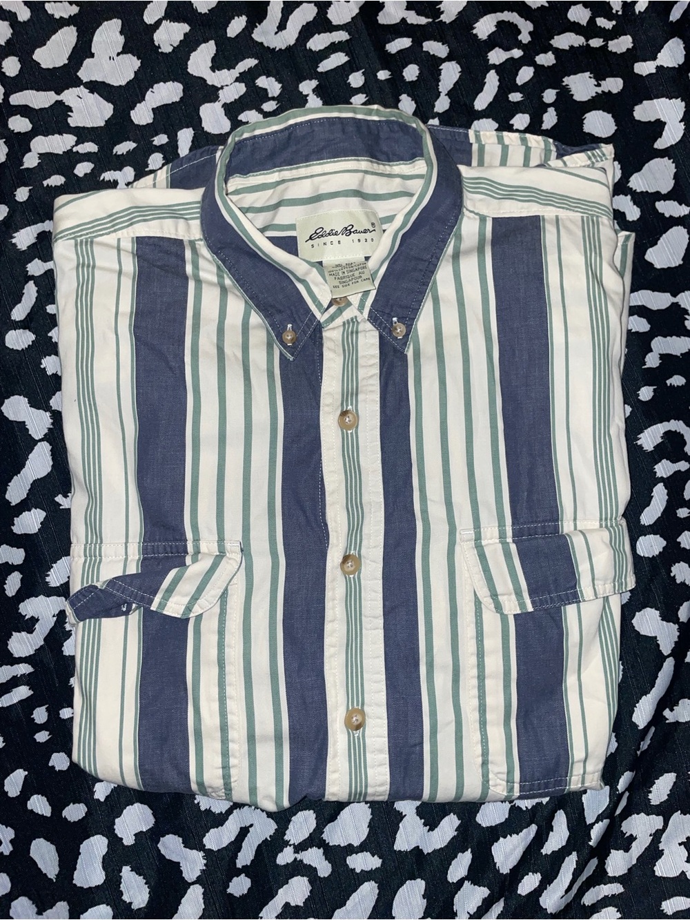 Mens Top - Picture 3 of 4